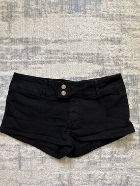 Worn Once Edikted Black Double-Button Shorts